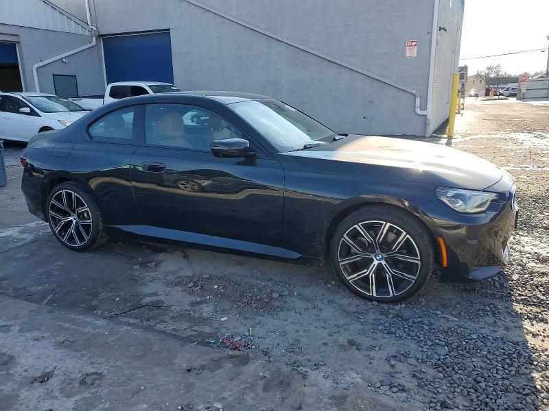 2024 BMW 230xi