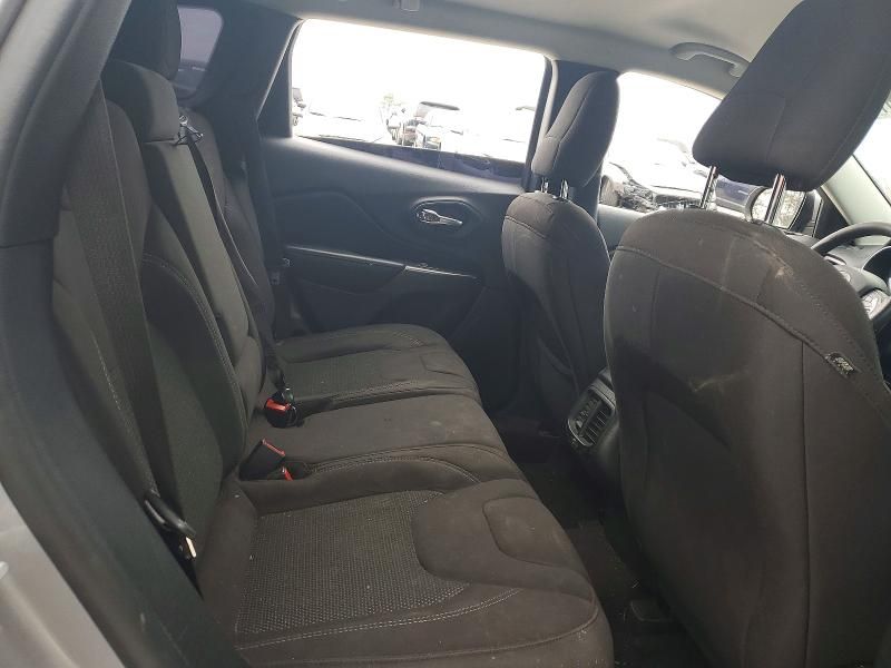 2020 Jeep Cherokee Latitude