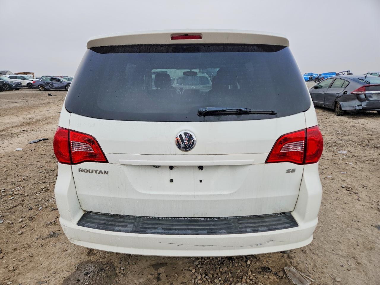 2011 Volkswagen Routan se