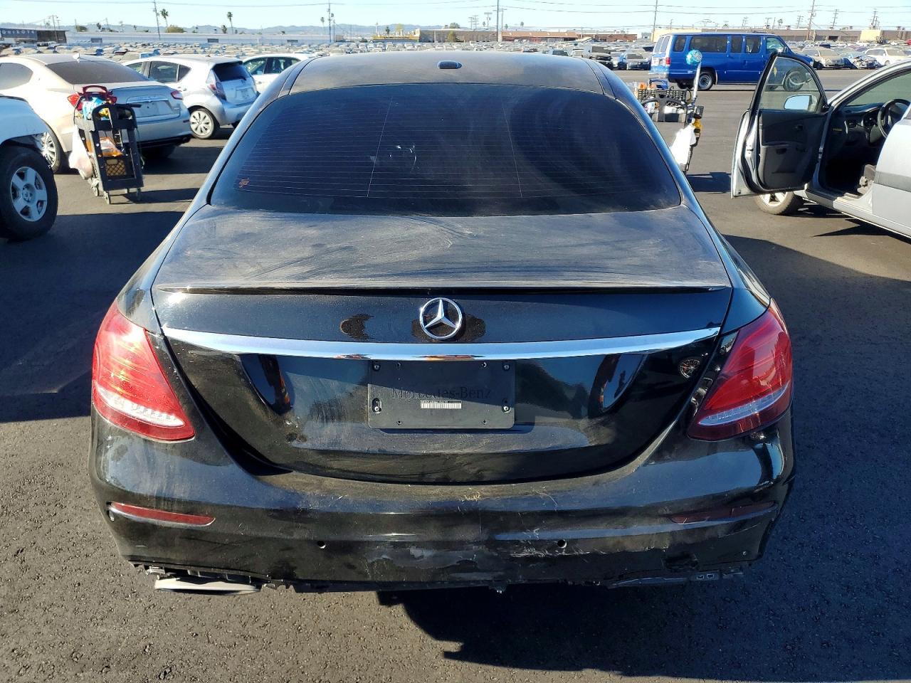 2017 Mercedes-Benz E 300