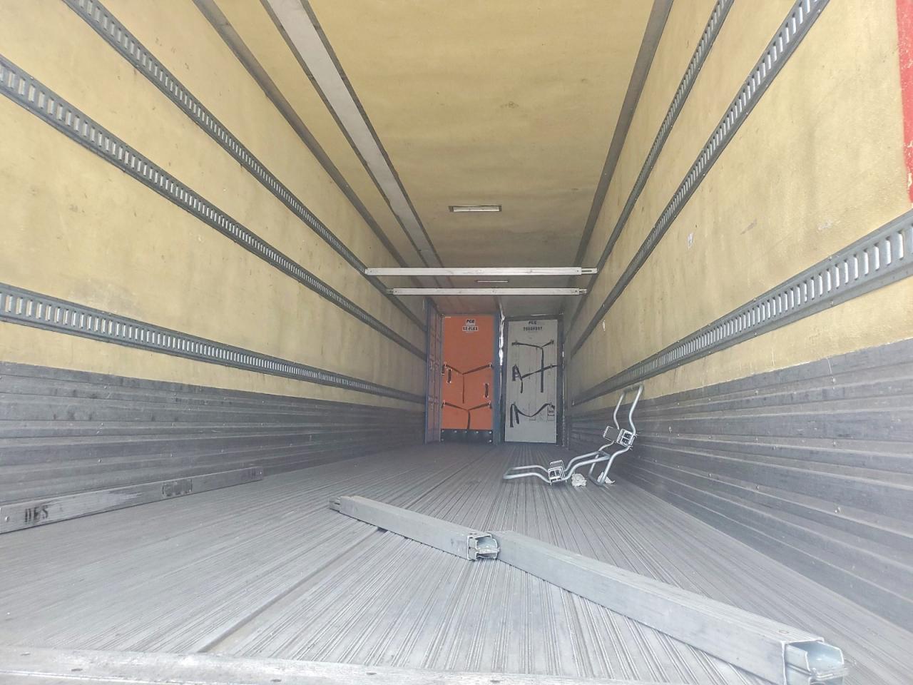 2013 Utility VS2RA-Refrigerated Van Trailer