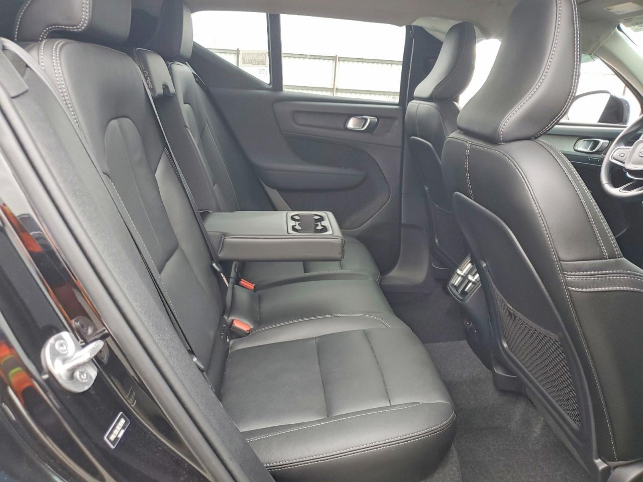2024 Volvo Xc40 Plus