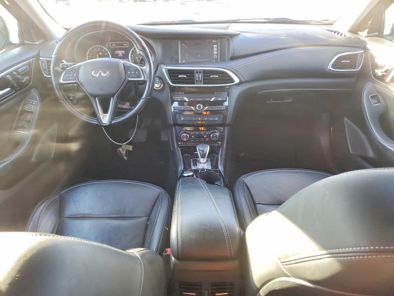 2017 Infiniti Qx30 Base