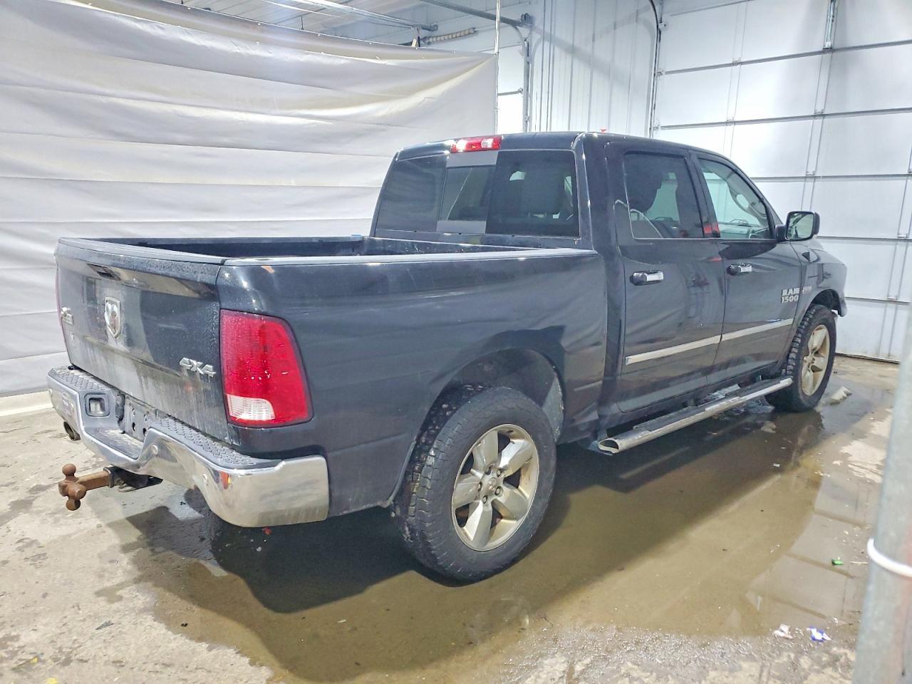 2016 Dodge Ram 1500 slt