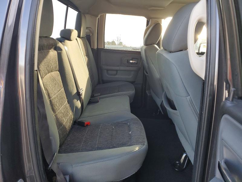 2015 Dodge Ram 1500 slt