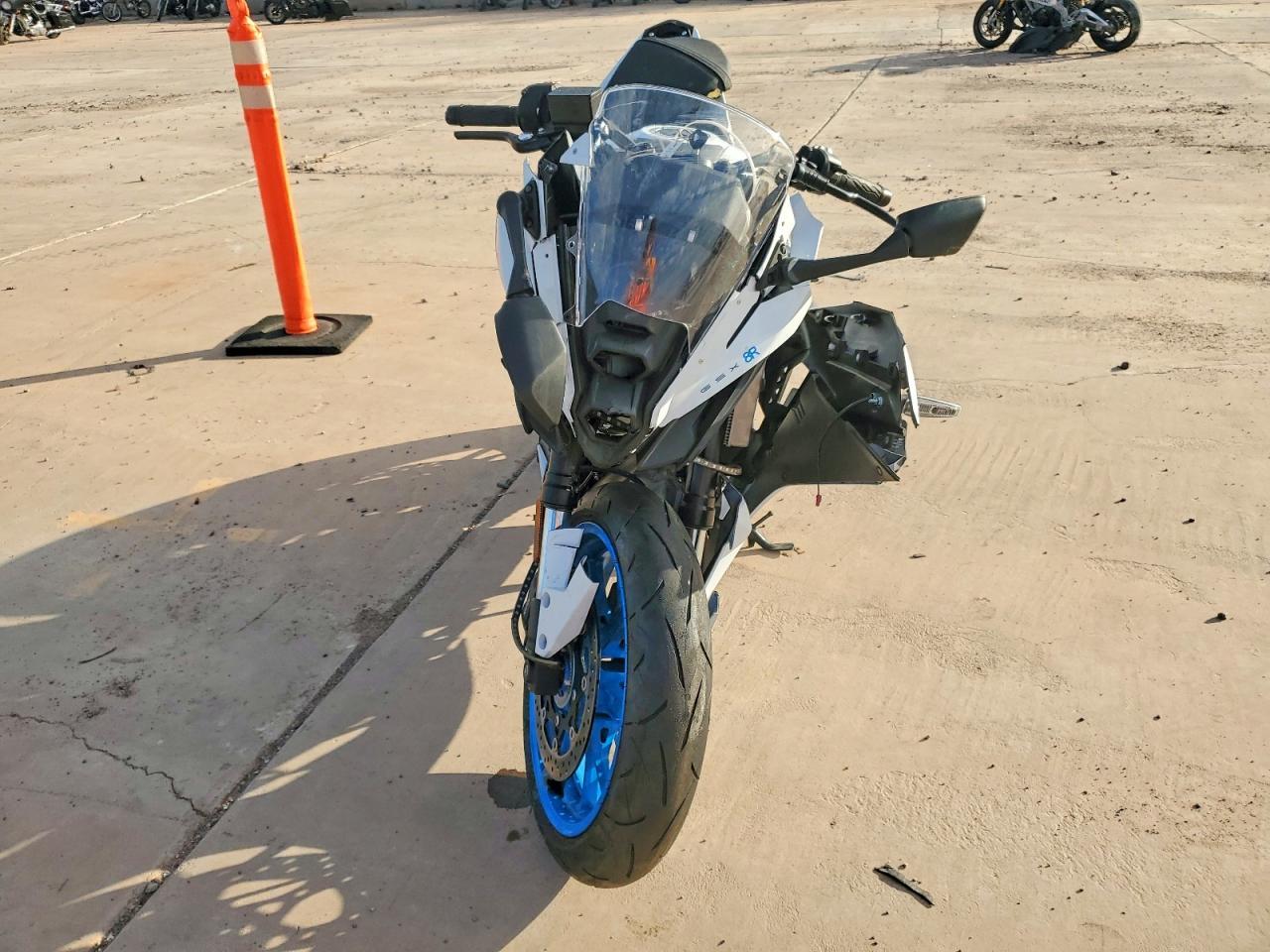 2026 Suzuki GSX800 F