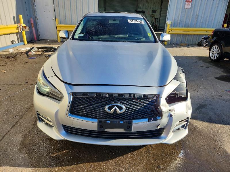2015 Infiniti Q50 Base