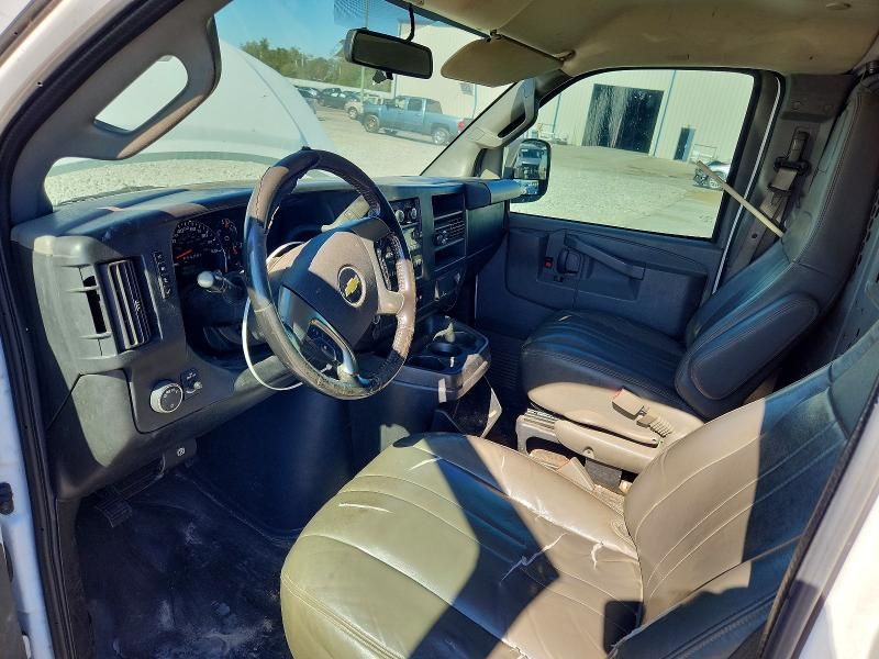 2017 Chevrolet Express G2500