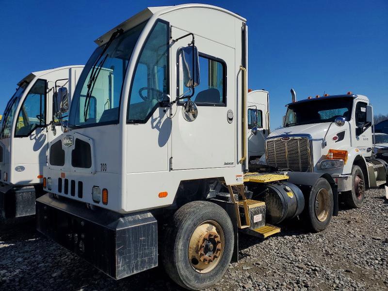2022 Autc Xspotter O-yard Truck