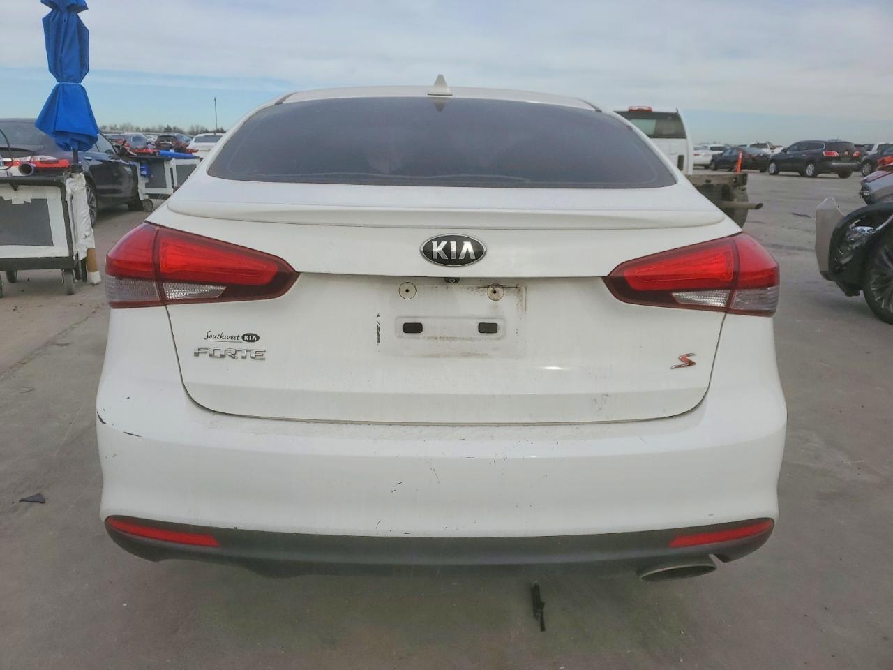 2017 KIA Forte lx