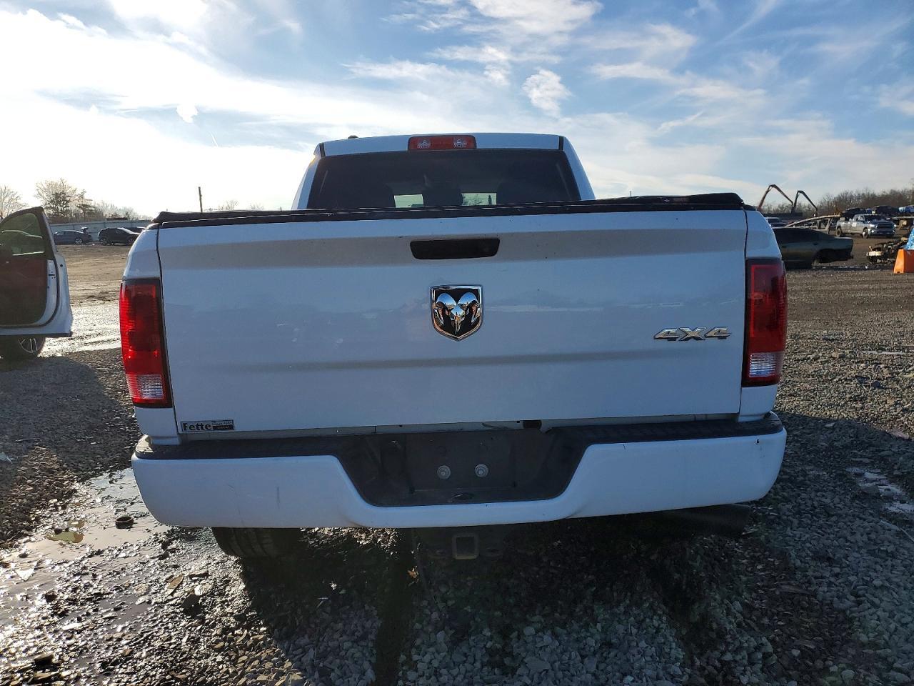 2018 Dodge Ram 1500 st