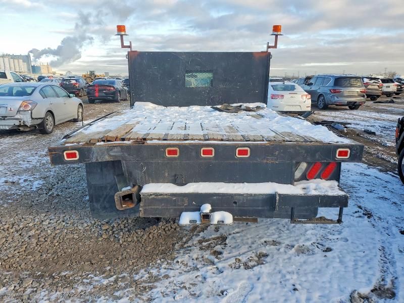 2006 GMC Sierra Flatbed Truck