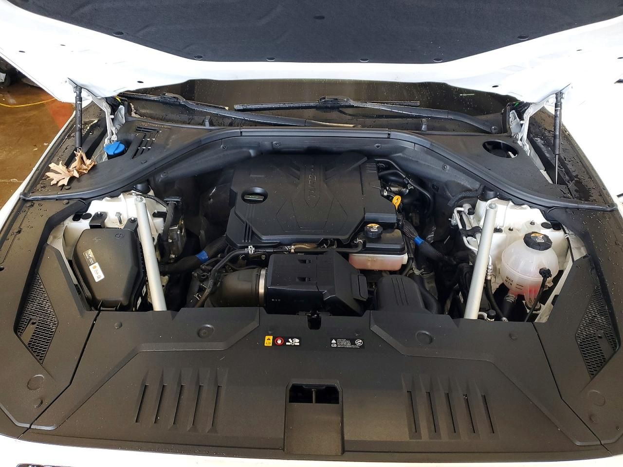 2022 Genesis Gv70 Base