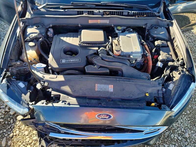 2016 Ford Fusion se Hybrid