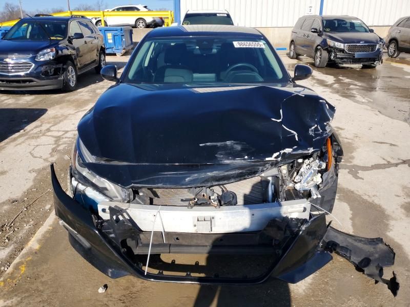 2021 Nissan Altima sv