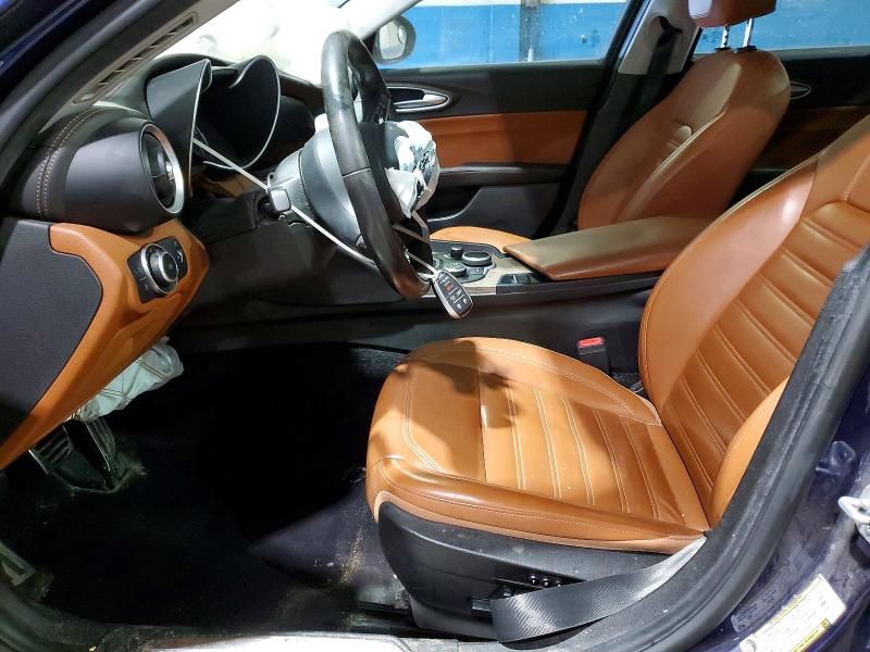 2017 Alfa Romeo Giulia ti Q4