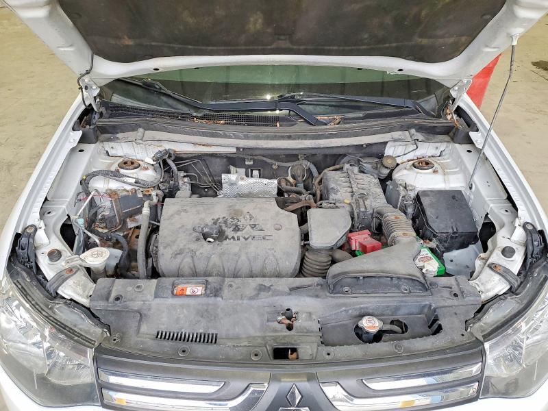 2014 Mitsubishi Outlander se