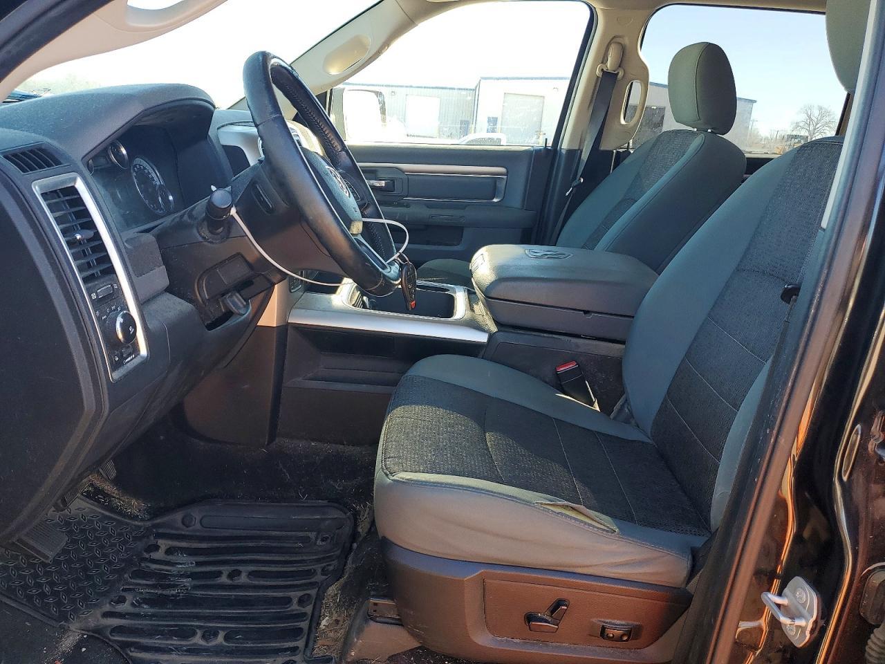 2016 Dodge Ram 1500 slt