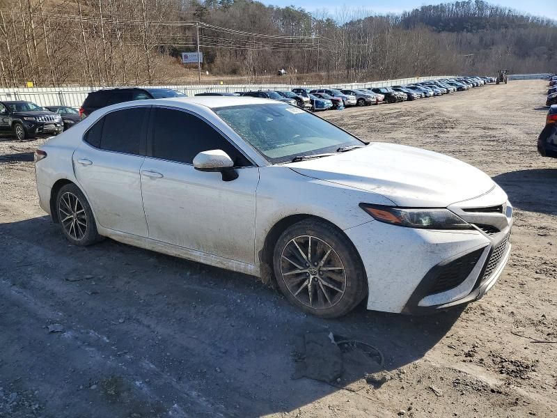 2021 Toyota Camry se