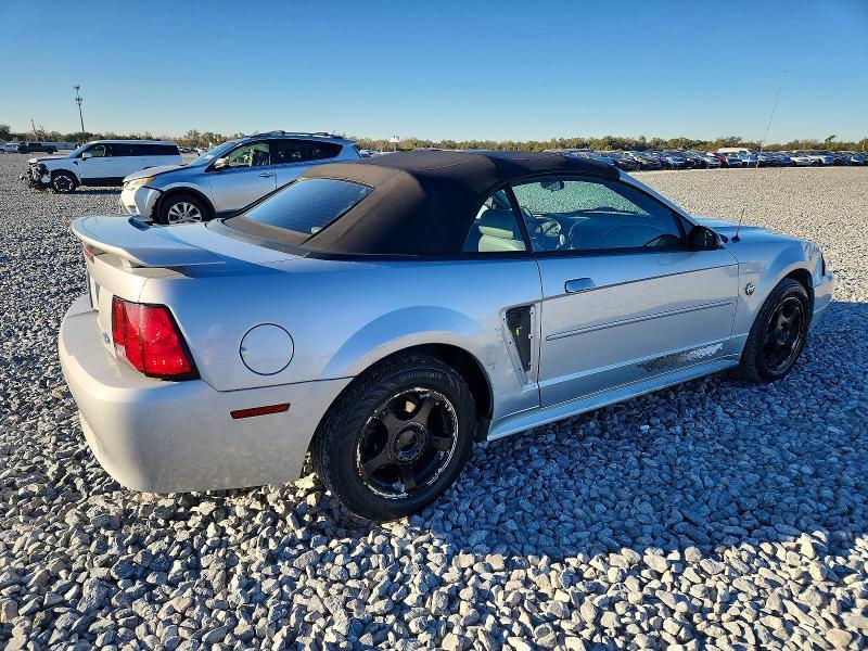 2004 Ford Mustang