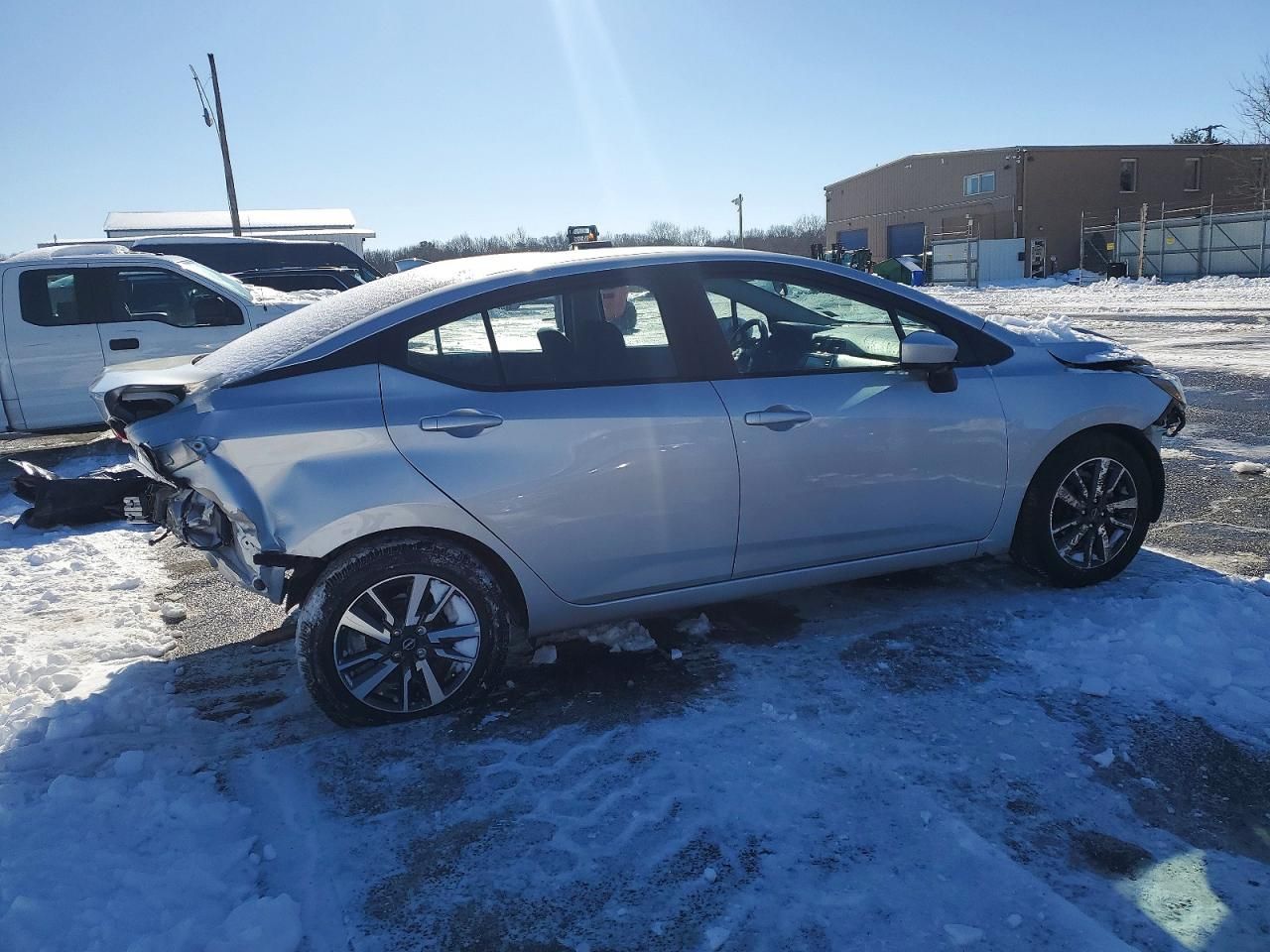 2025 Nissan Versa sv