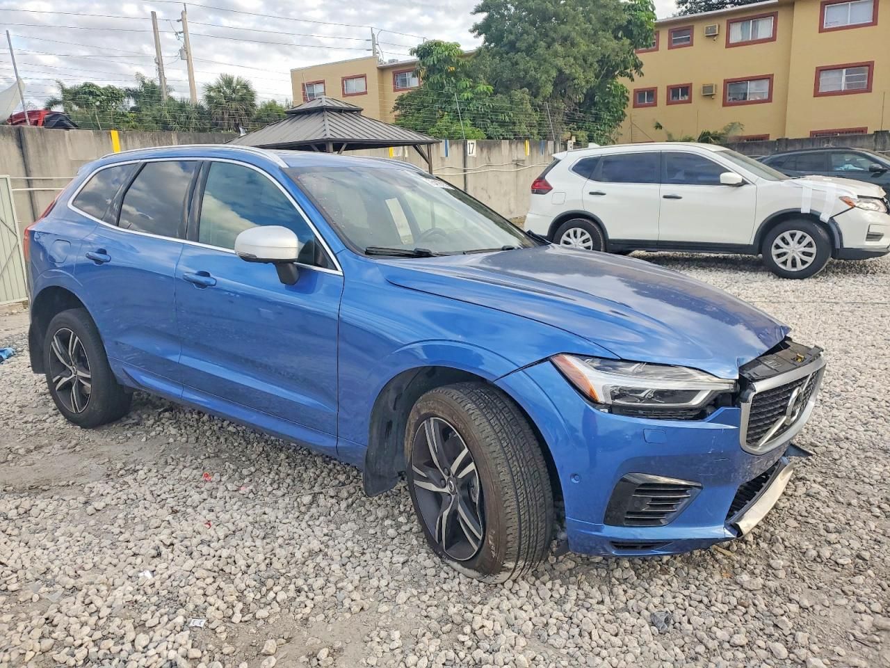 2019 Volvo Xc60 T8 R-design