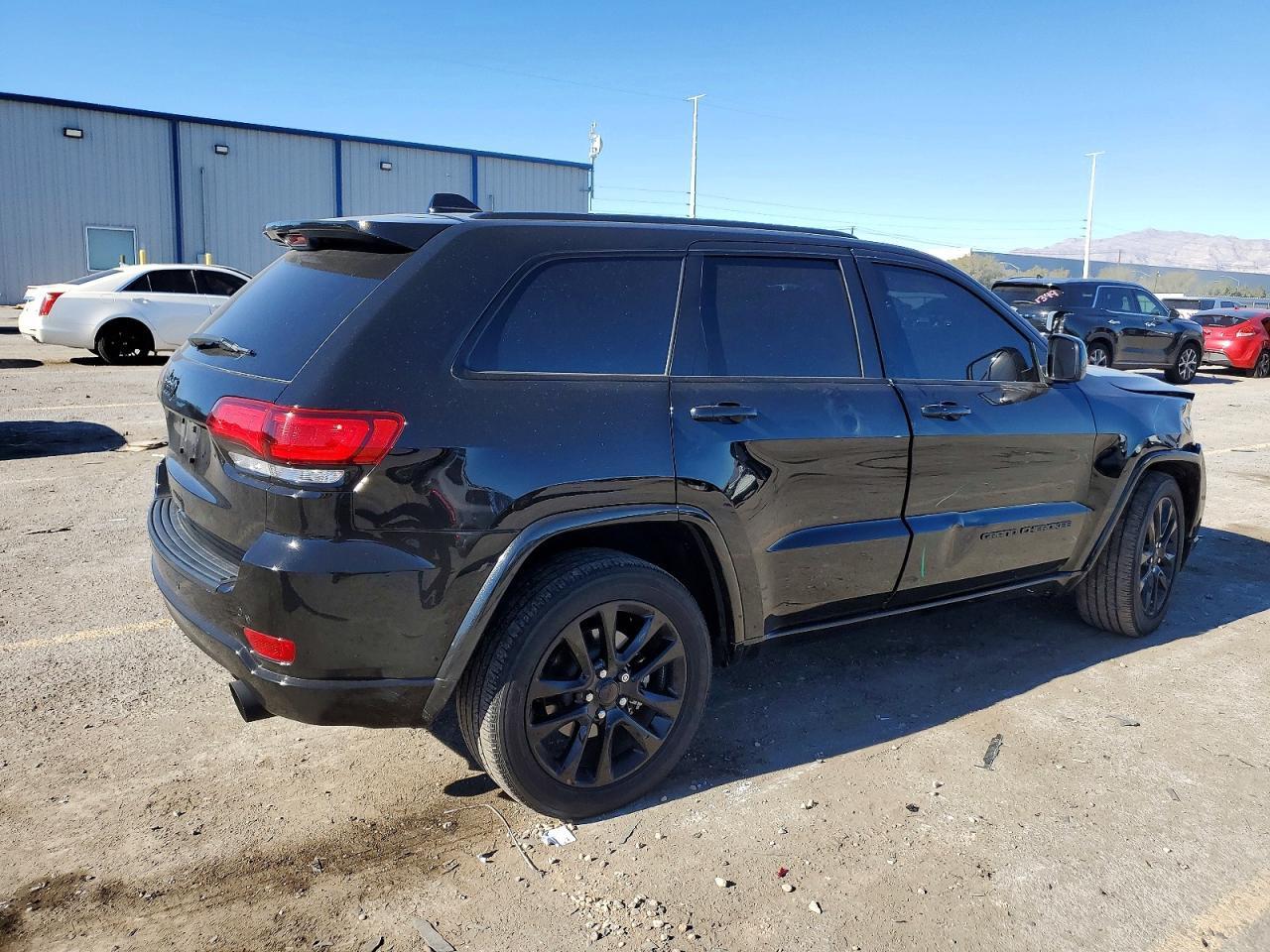 2021 Jeep Grand Cherokee Laredo
