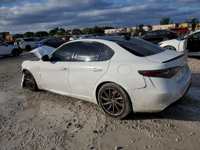 2024 Alfa Romeo Giulia ti