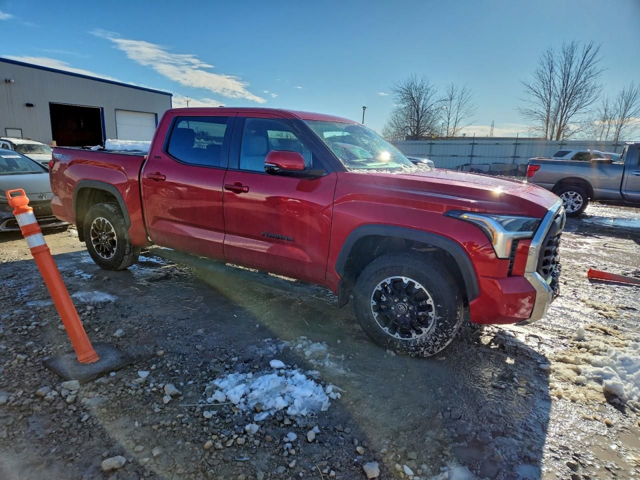 2025 Toyota Tundra Crewmax sr