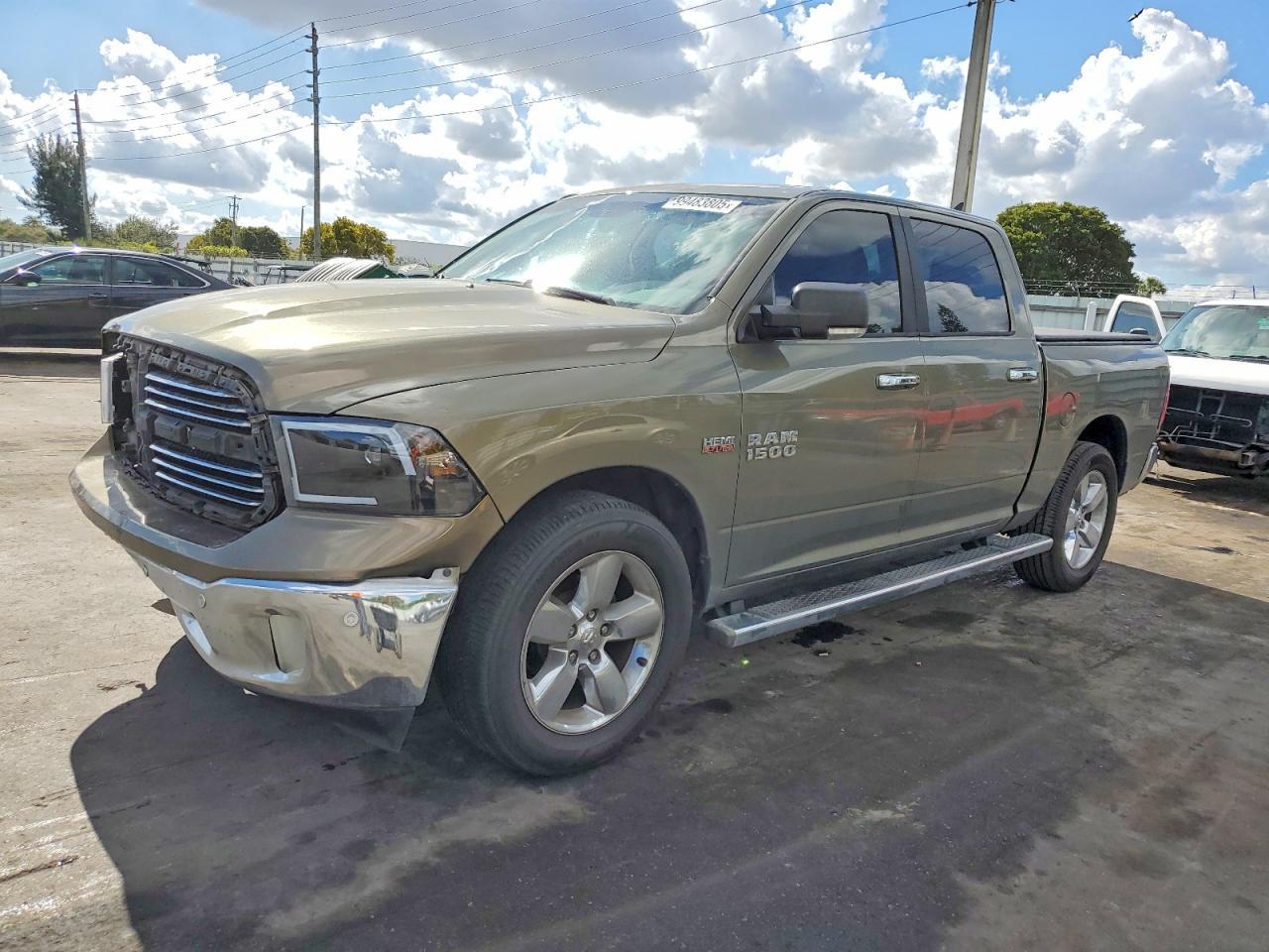 2015 Dodge Ram 1500 slt