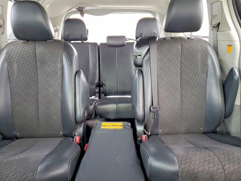 2013 Toyota Sienna Sport
