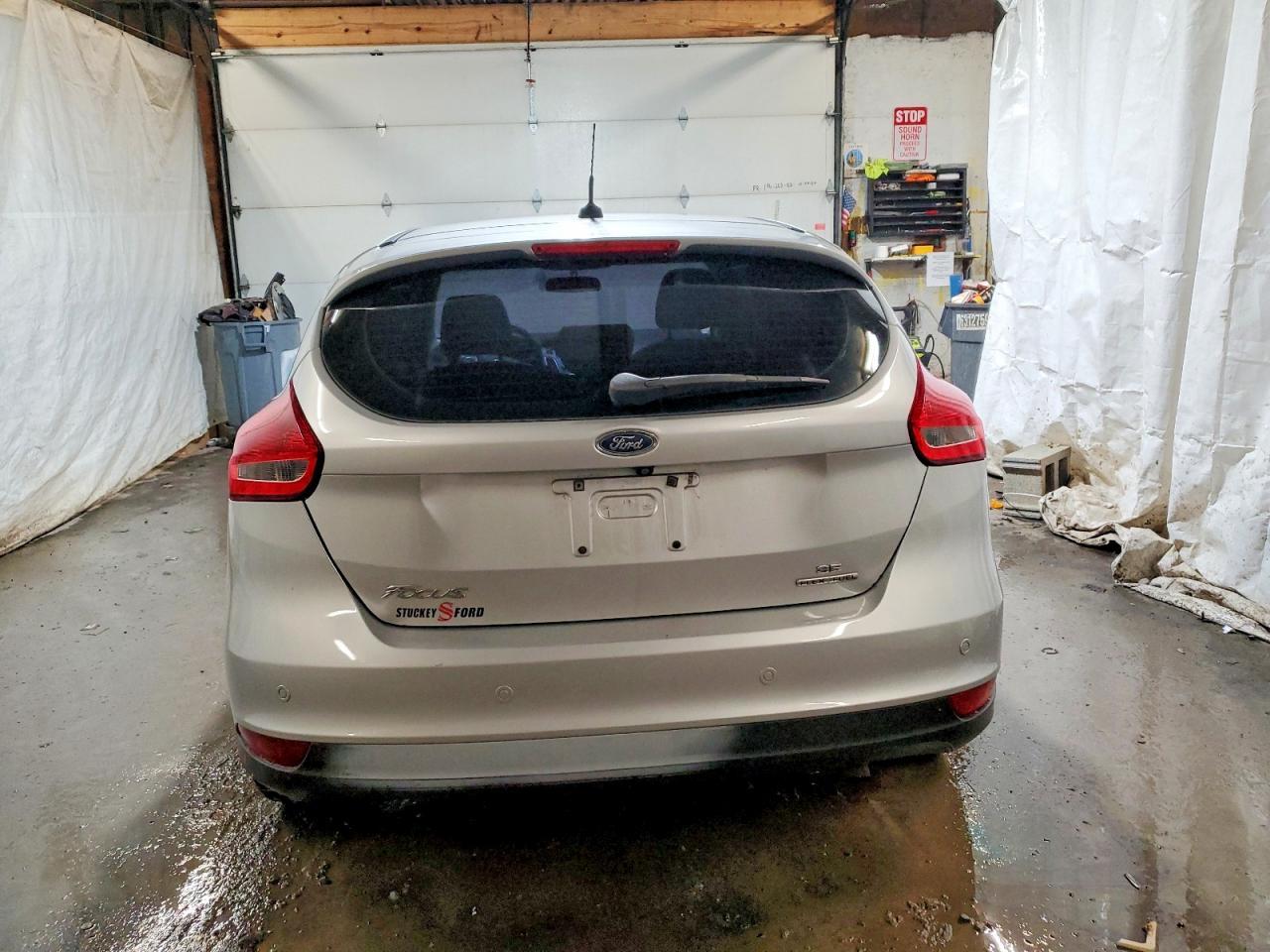 2016 Ford Focus se