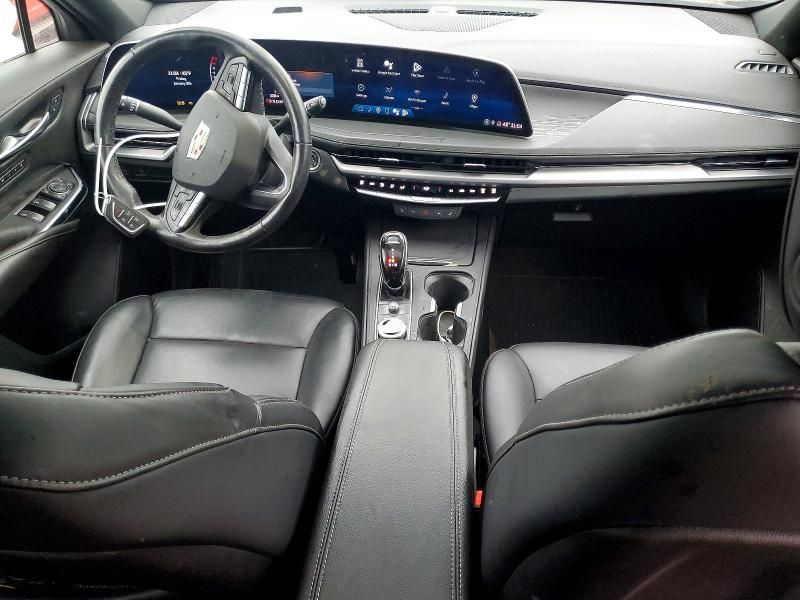 2024 Cadillac XT4 Premium Luxury