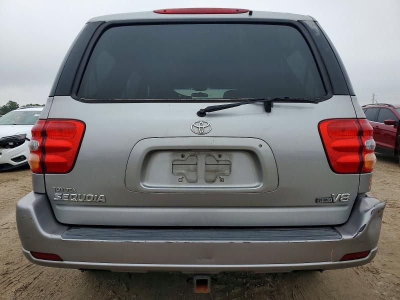 2004 Toyota Sequoia SR5