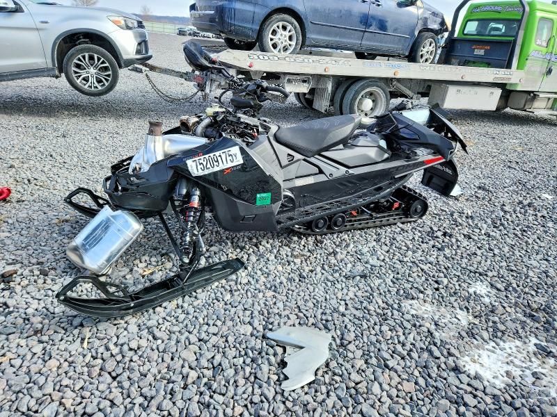 2025 Skidoo 2025 Skidoo MXZ