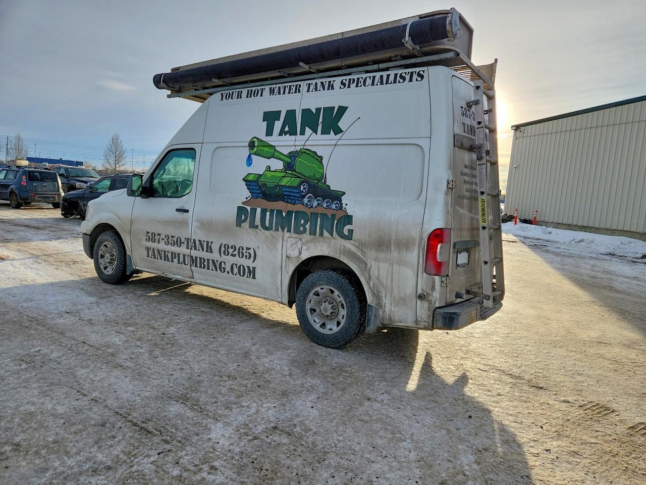 2012 Niss NV 2500