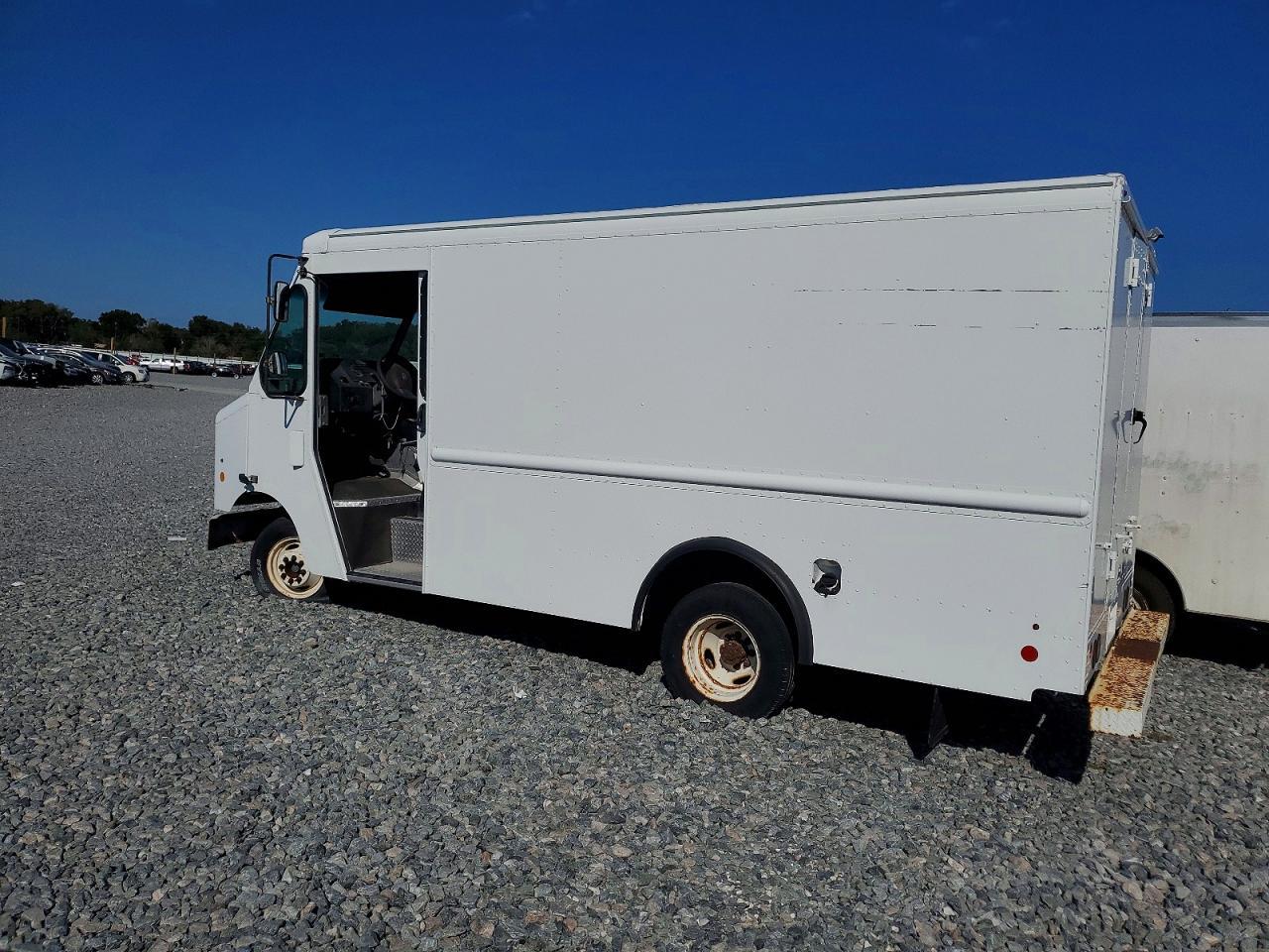 2016 Ford Econoline E350 Super Duty Stripped Chassis