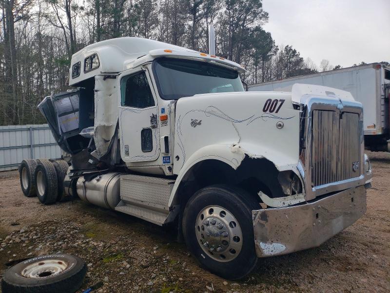 2001 International 9900 9900i