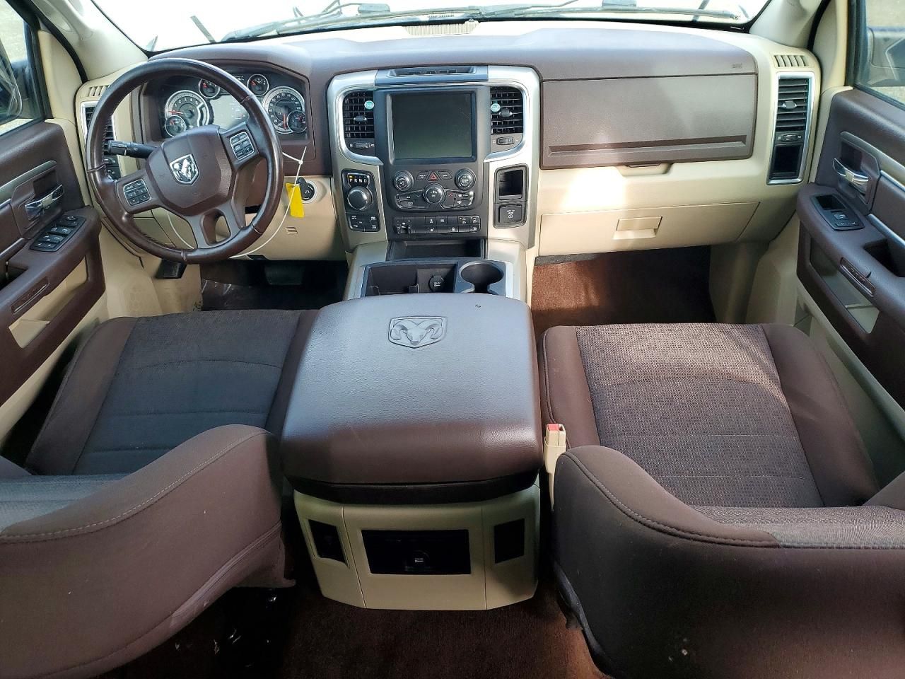 2015 Dodge RAM 1500 SLT