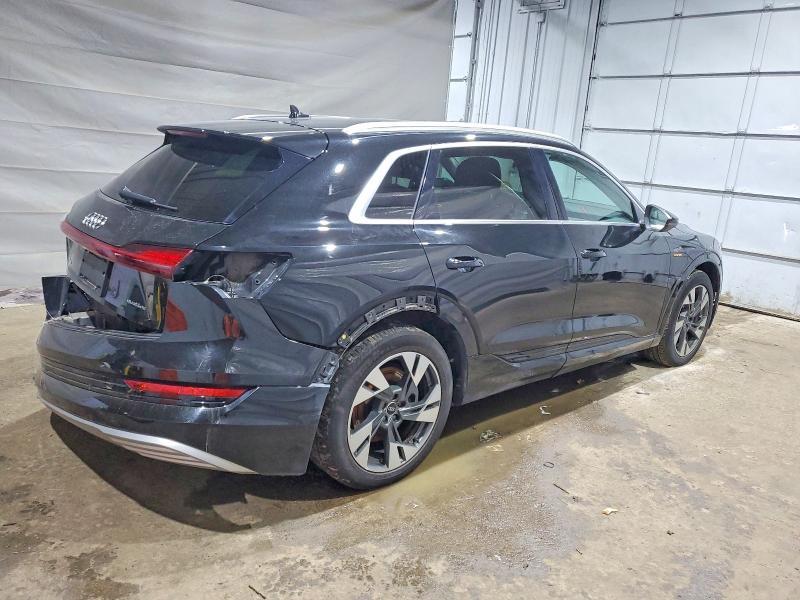 2021 Audi E-tron Premium