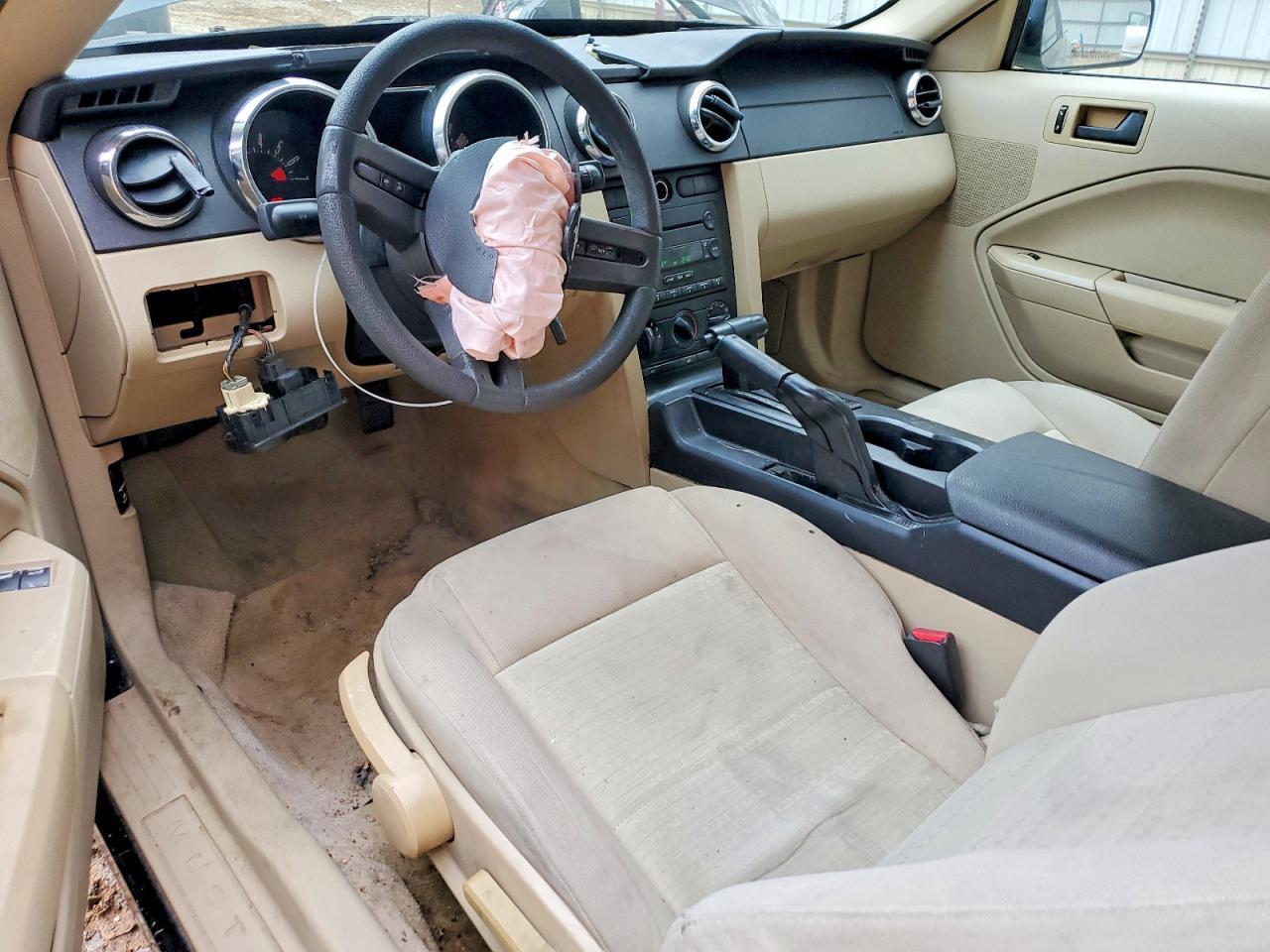 2005 Ford Mustang