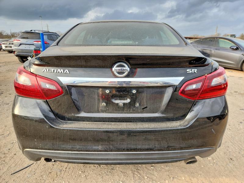 2017 Niss Altima 2.5 sr