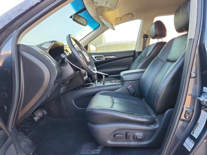 2014 Nissan Pathfinder s