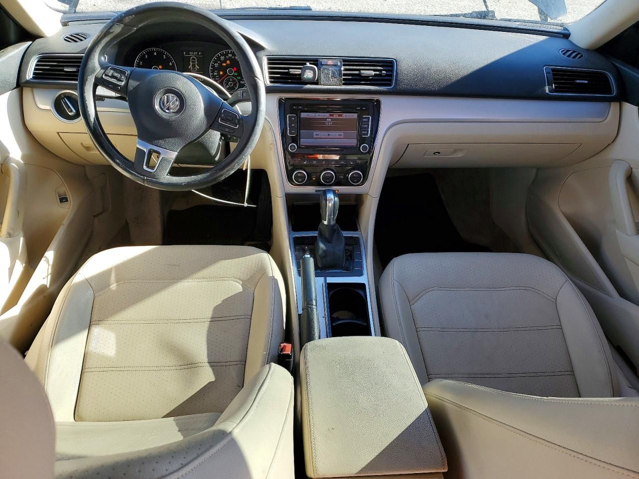 2012 Volkswagen Passat se