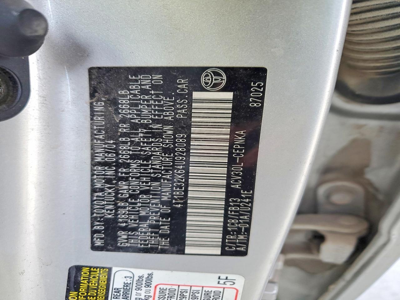 2004 Toyota Camry le