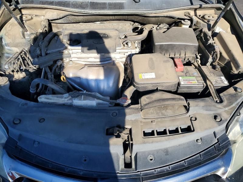 2016 Toyota Camry se