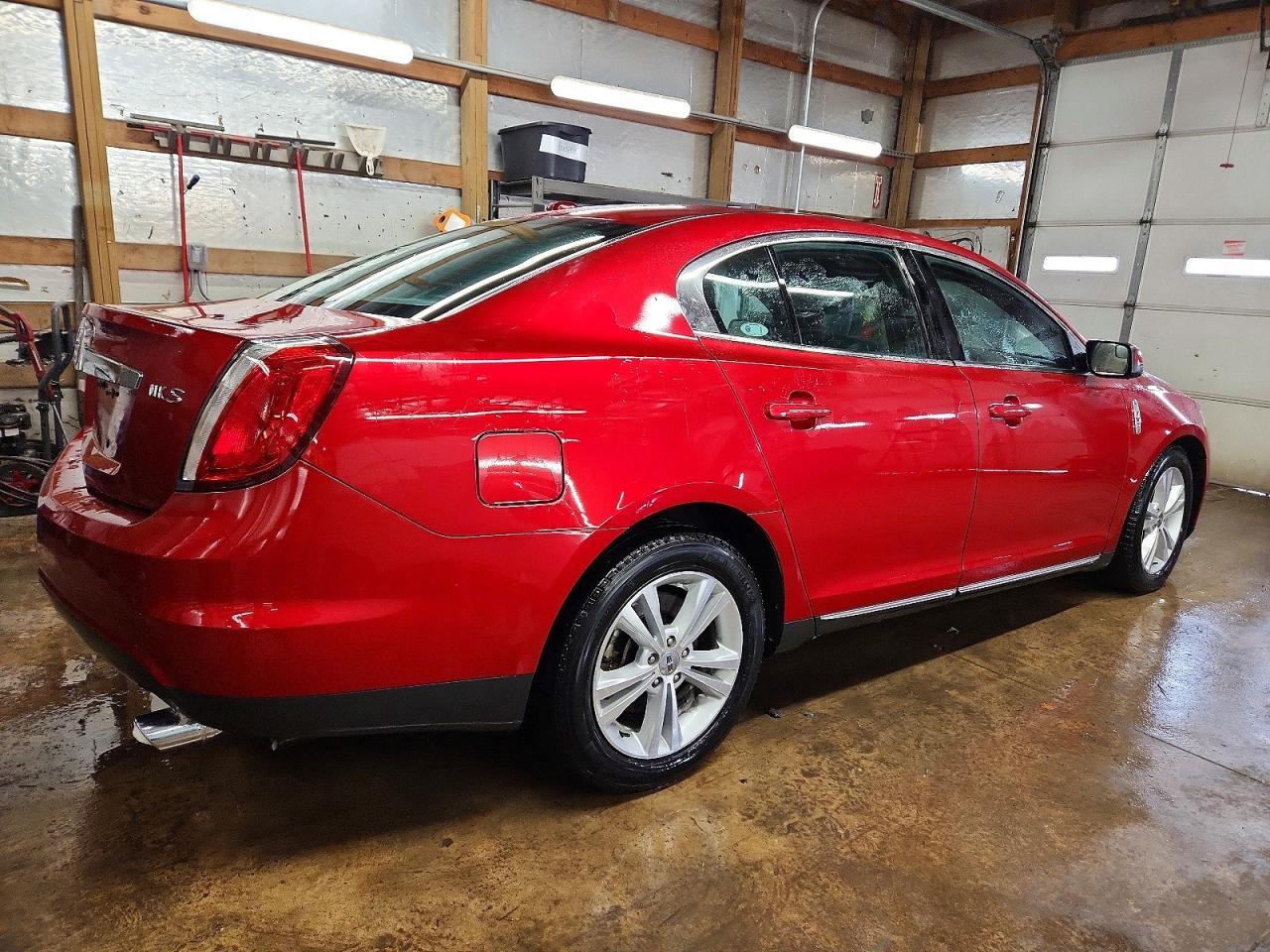 2010 Lincoln MKS