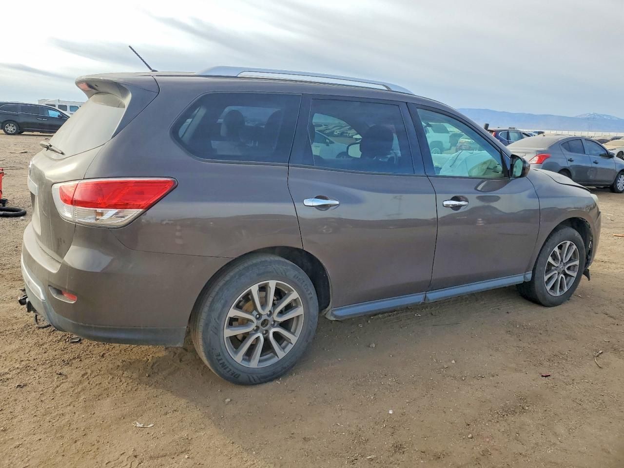 2015 Nissan Pathfinder s