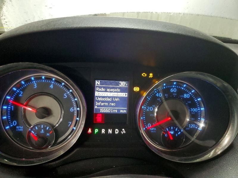 2012 Chrysler Town & Country Touring