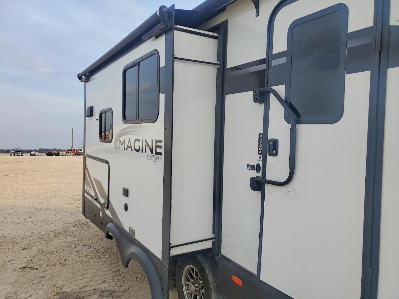 2025 Trailers 2670MK